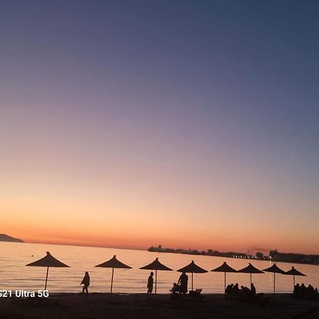 Seaside Apartment Vlorë 外观 照片
