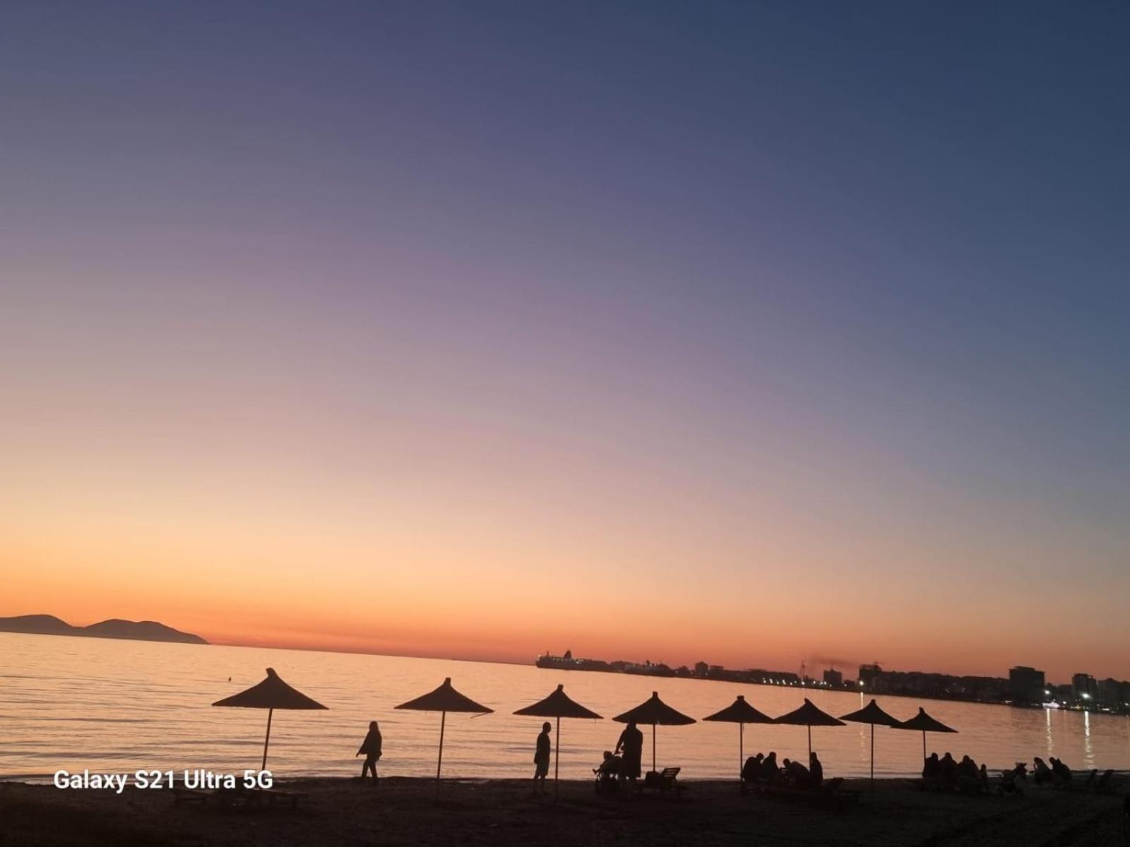 Seaside Apartment Vlorë 外观 照片
